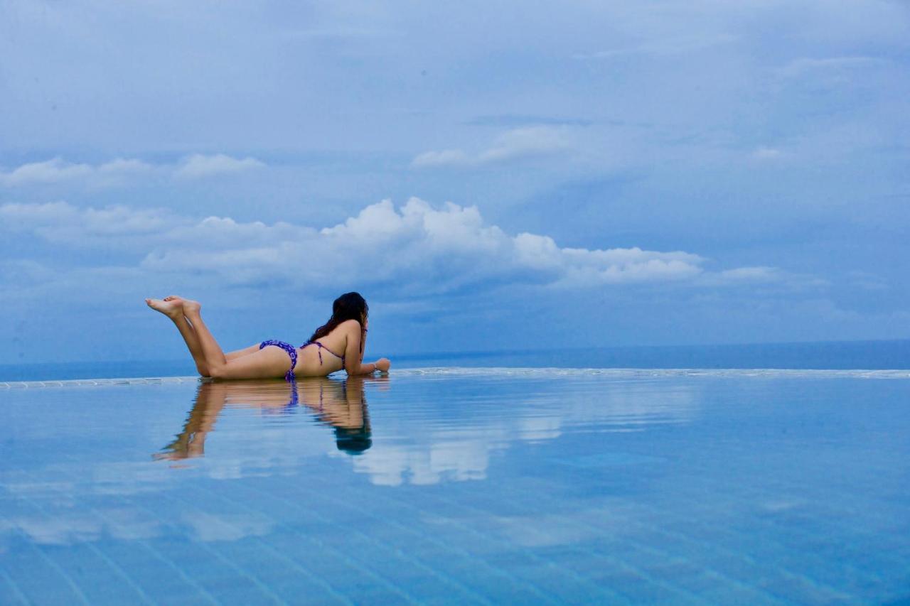 Luxury Seaview Villa -Double Infinity Pools-20 Persons 차웽 외부 사진